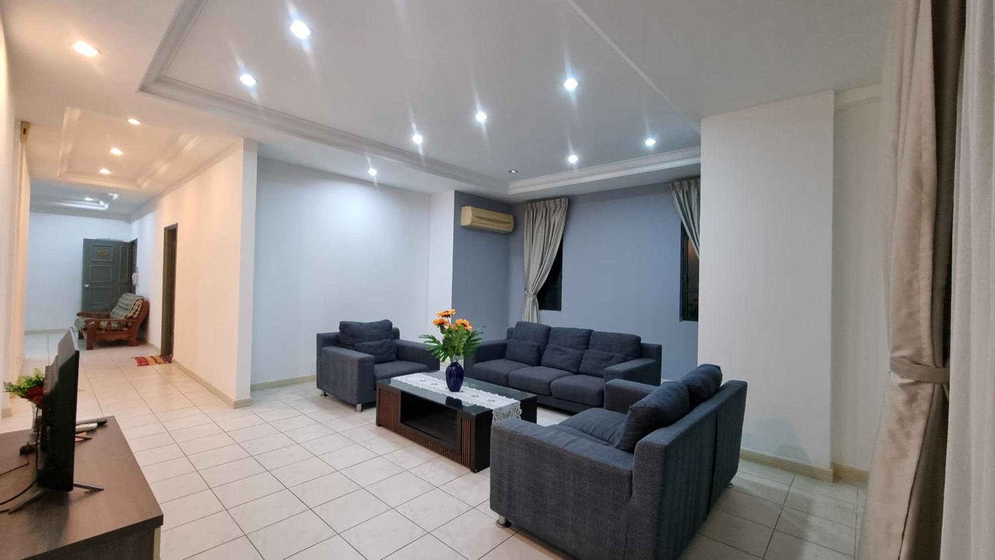 Kenyalang Emerald Riverine Homestay Kuching Bagian luar foto